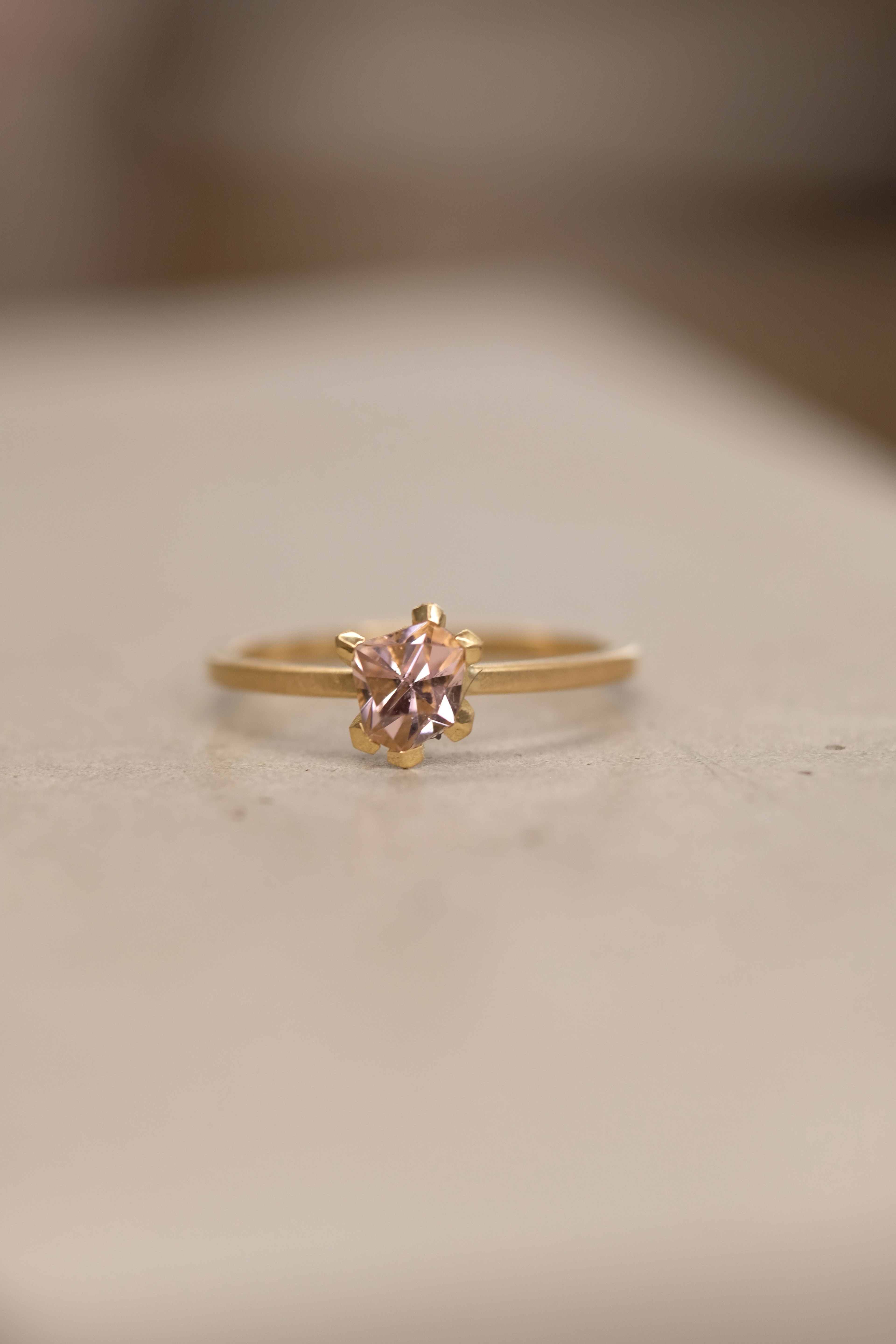 Ring rosa Turmalin Detail