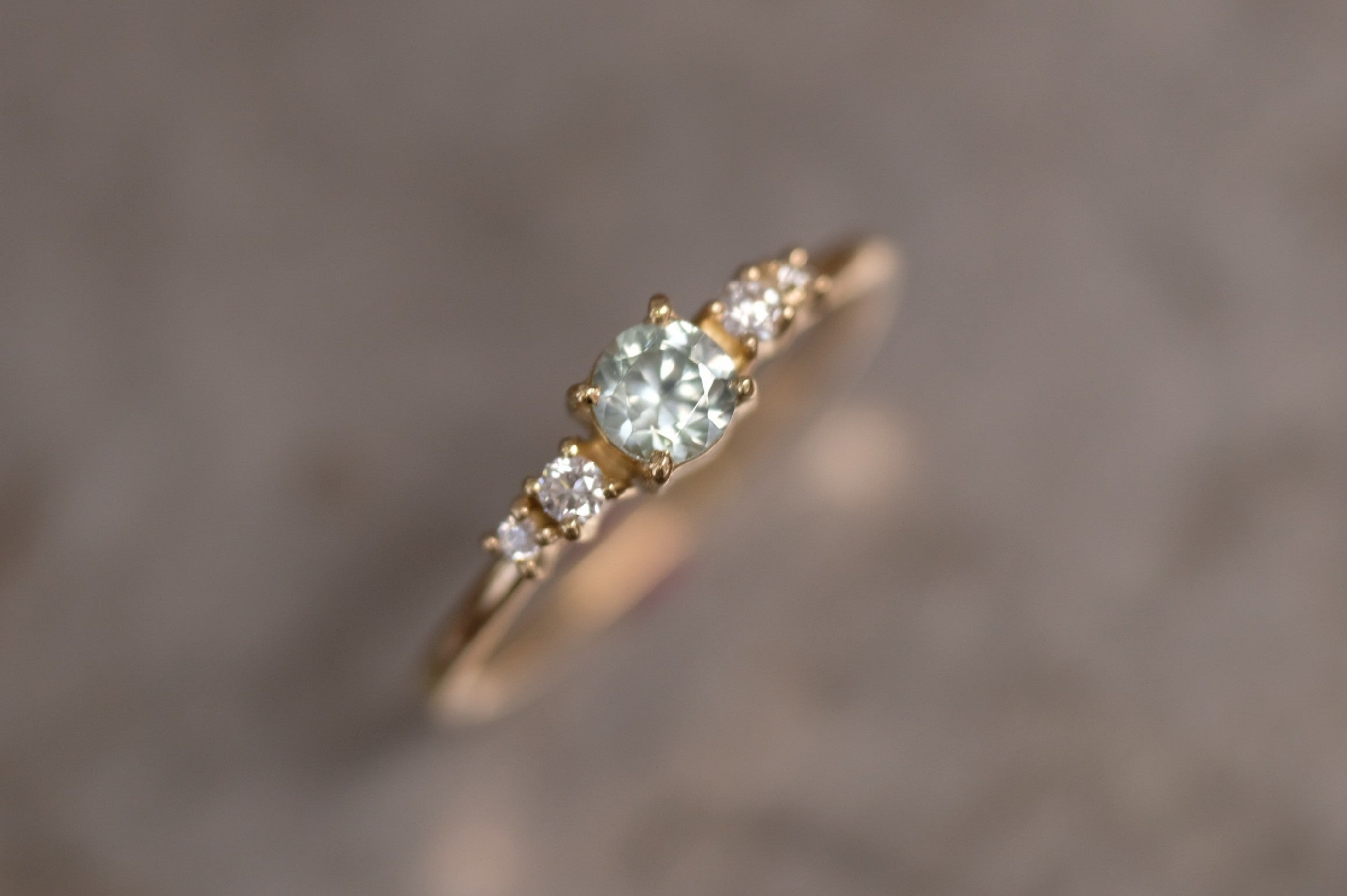 Ring 750/-Roségold Saphir