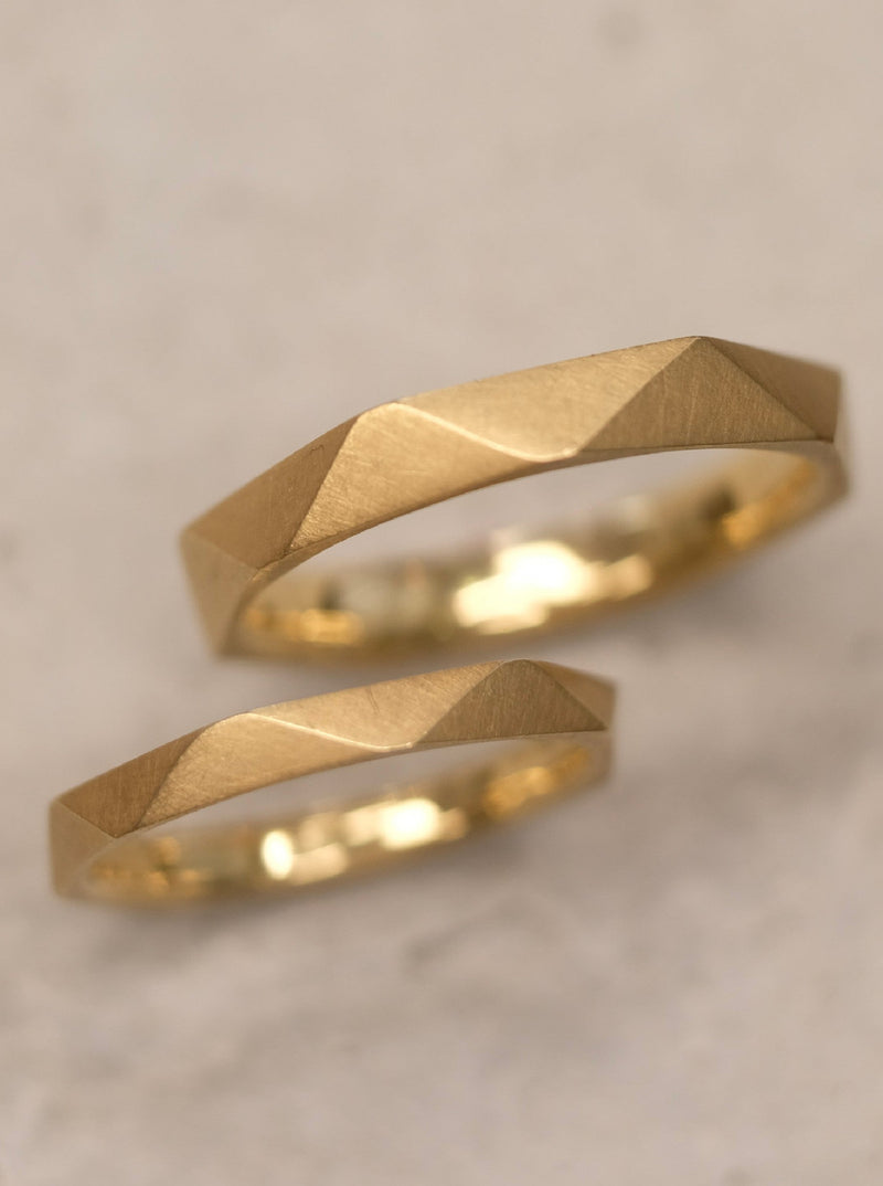 Trauringe 750/-Gold "Triangle"